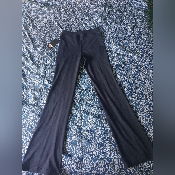 Front split yoga pant - Picture 3 of 3